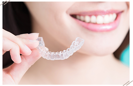 透明マウスピース矯正（インビザラインなど）